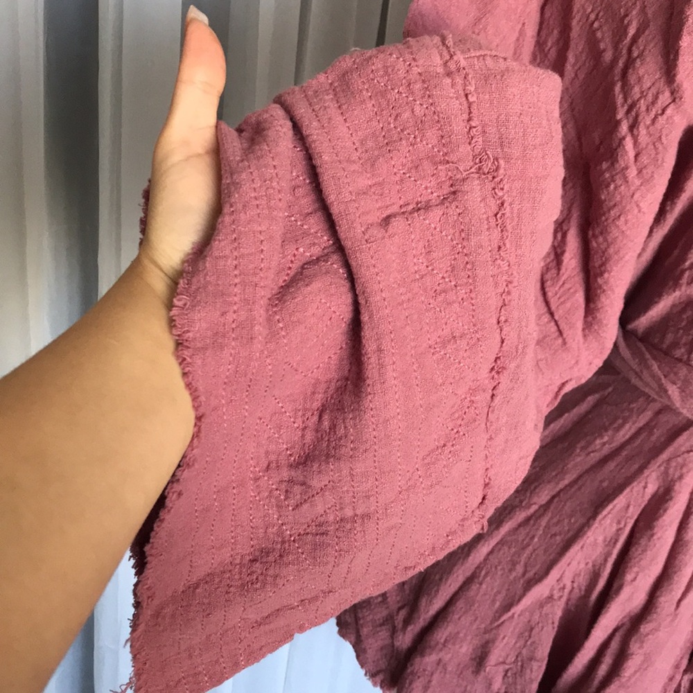 Umgee Textured Mauve Distressed Kimono Robe - Picture 5 of 8
